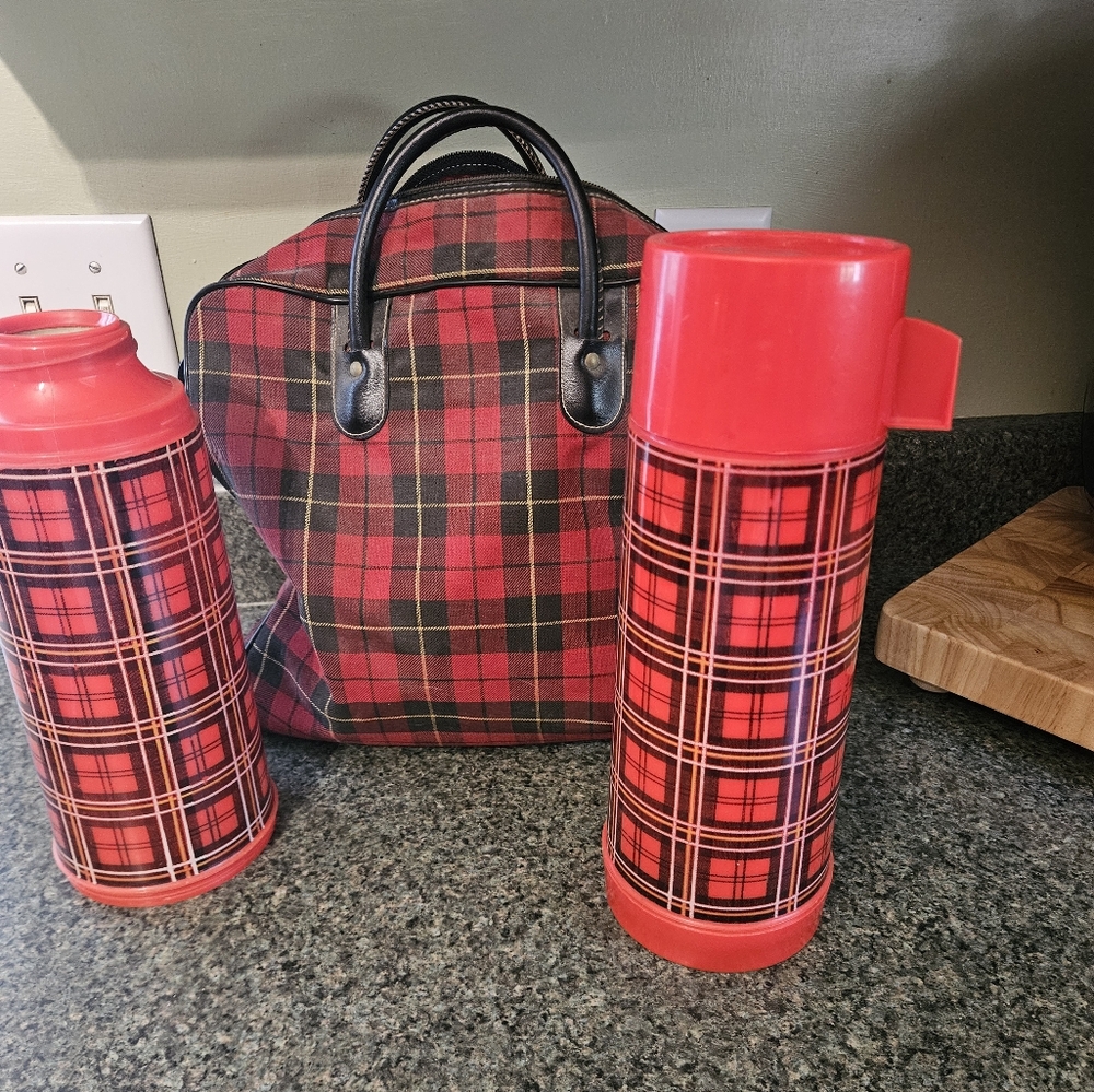 Vintage Aladin Red Plaid Picnic Set